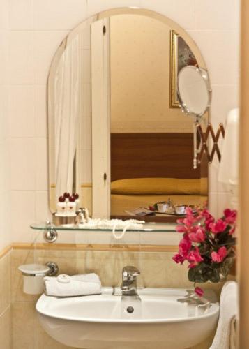Astoria Garden 3* Rom